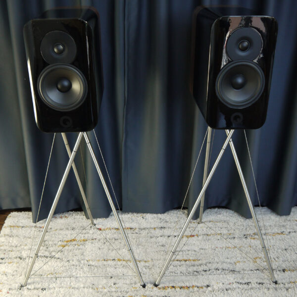 Q Acoustics Concept 300 speaker