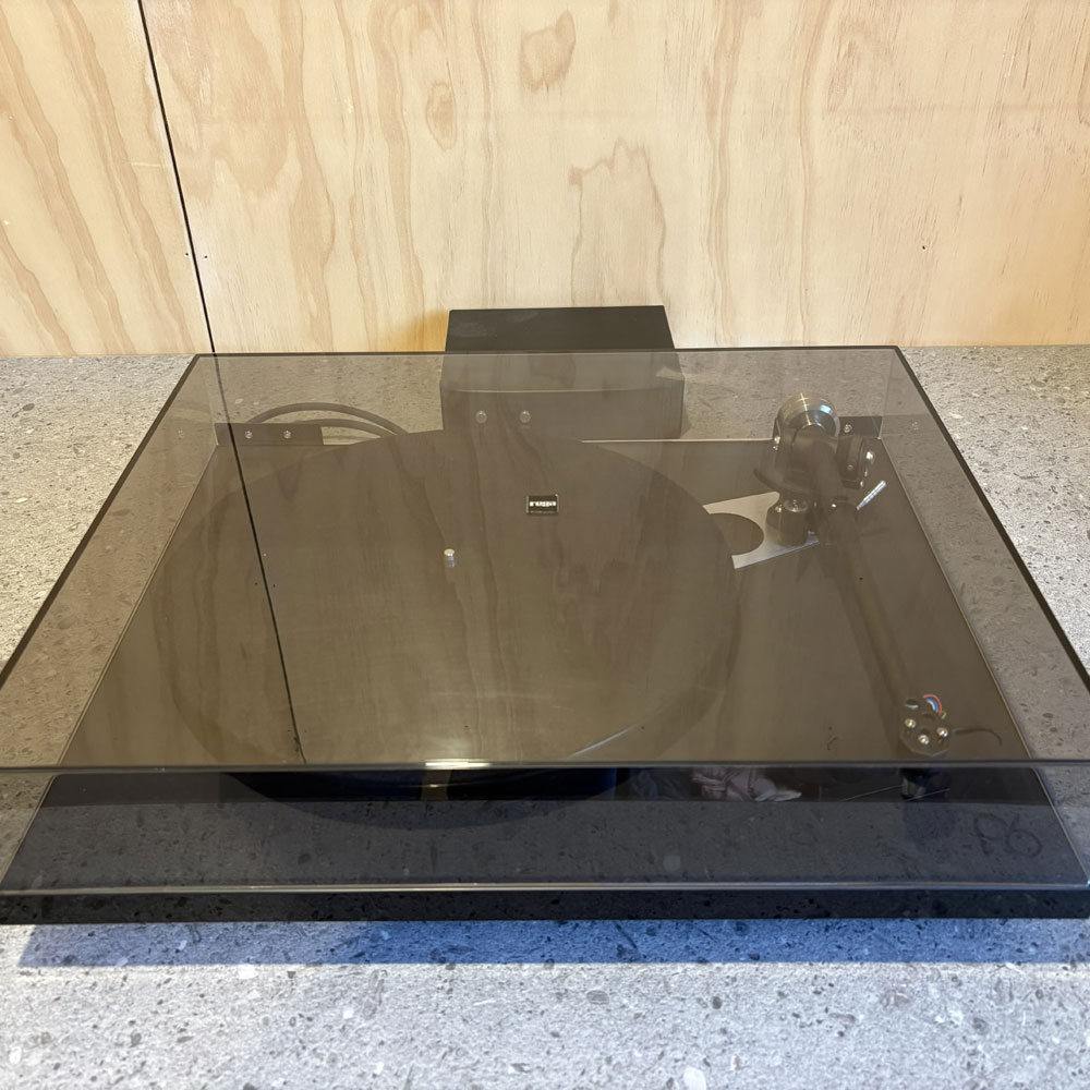 1000_exdem_p6_2 Rega Planar 6